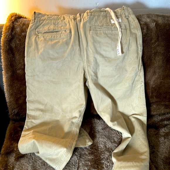 Brand new Aberconbrie &fitch khaki pants or chinos - Picture 2 of 4